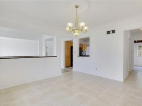 4421 NE 23rd Ave, Lighthouse Point FL 33064