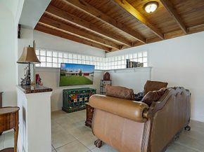 4421 NE 23rd Ave, Lighthouse Point FL 33064