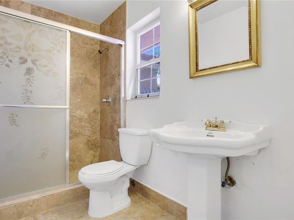 4421 NE 23rd Ave, Lighthouse Point FL 33064