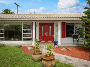 4421 NE 23rd Ave, Lighthouse Point FL 33064