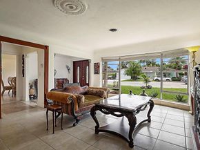 4421 NE 23rd Ave, Lighthouse Point FL 33064