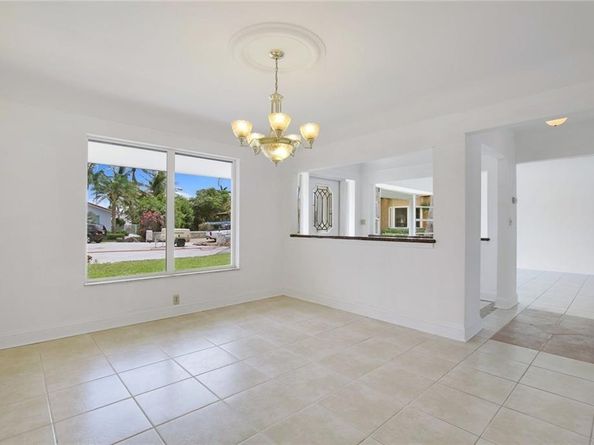 4421 NE 23rd Ave, Lighthouse Point FL 33064