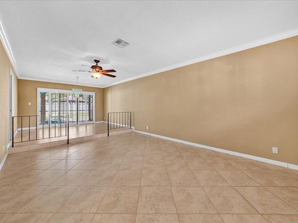9903 NW 19th St, Coral Springs FL 33071