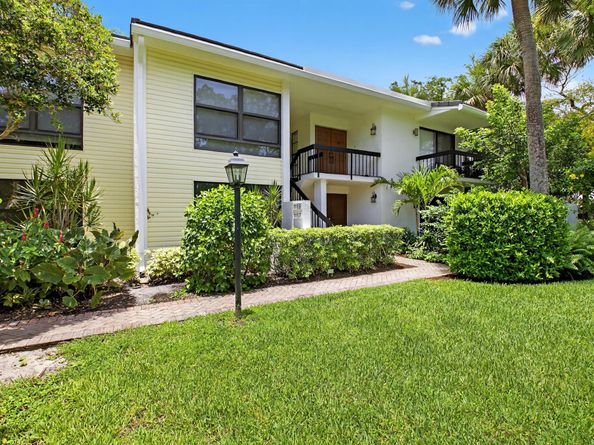 6774 Willow Wood Drive 1107, Boca Raton FL 33434