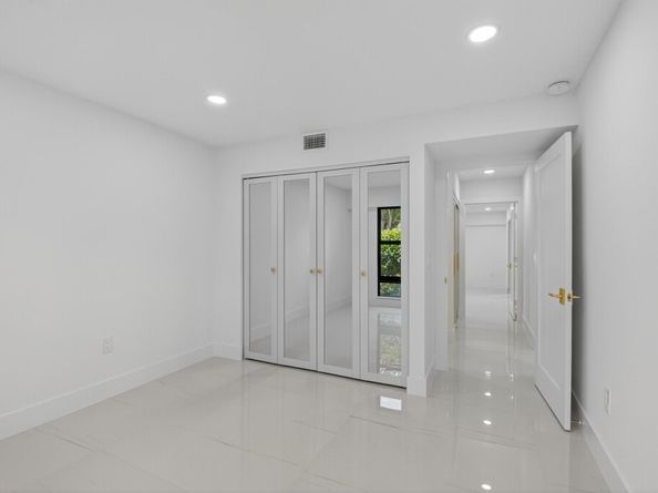 6774 Willow Wood Drive 1107, Boca Raton FL 33434
