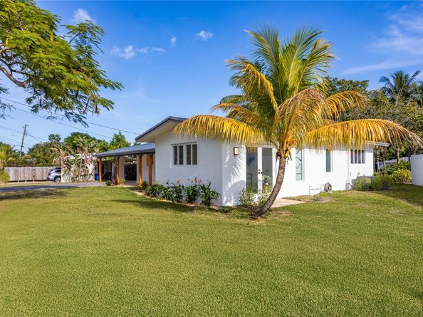 3400 NE 17th Way, Oakland Park FL 33334