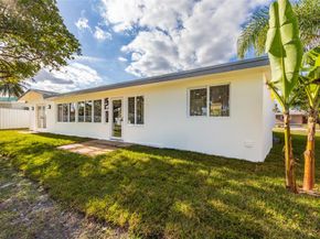 3400 NE 17th Way, Oakland Park FL 33334