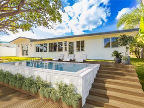 3400 NE 17th Way, Oakland Park FL 33334