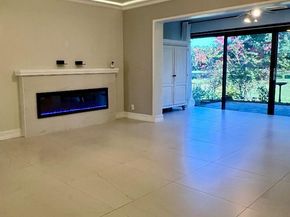 5270 Fountains Dr 102, Lake Worth FL 33467