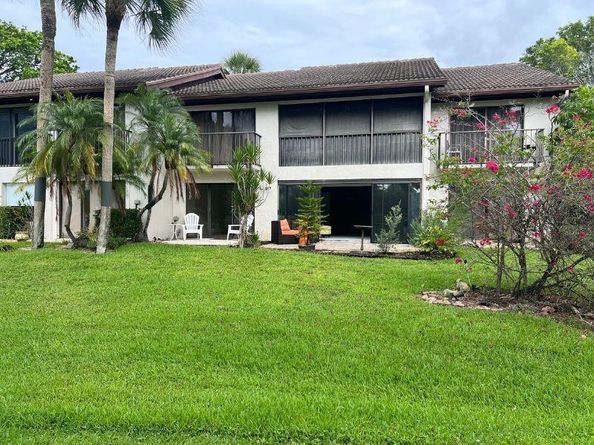 5270 Fountains Dr 102, Lake Worth FL 33467