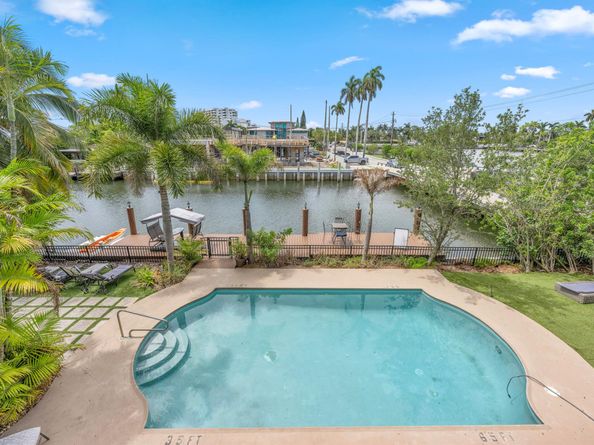 2300 Castilla Isle, Fort Lauderdale FL 33301