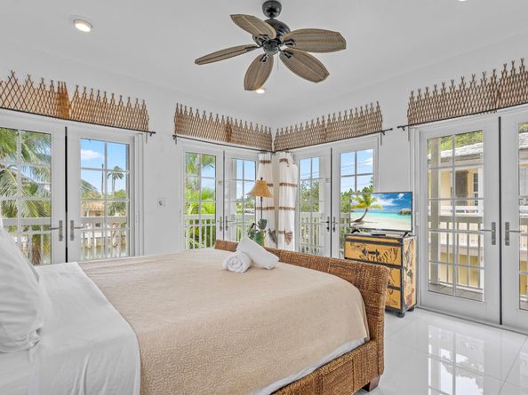 2300 Castilla Isle, Fort Lauderdale FL 33301