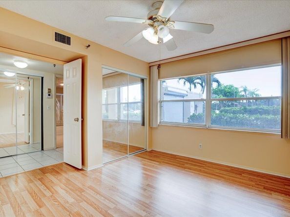 3465 Via Poinciana 103, Lake Worth FL 33467