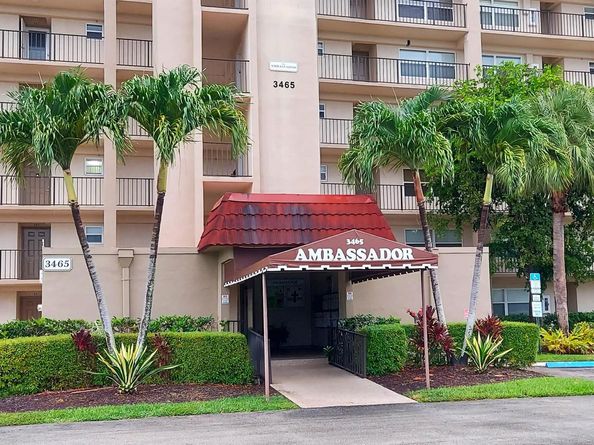 3465 Via Poinciana 103, Lake Worth FL 33467