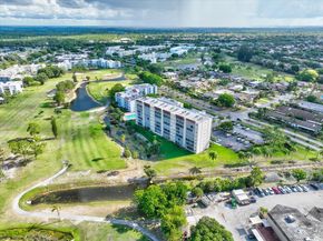 3465 Via Poinciana 103, Lake Worth FL 33467
