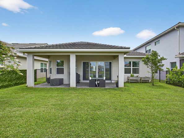15750 Goldfinch Circle, Westlake FL 33470