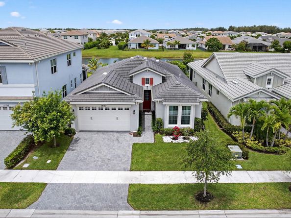 15750 Goldfinch Circle, Westlake FL 33470