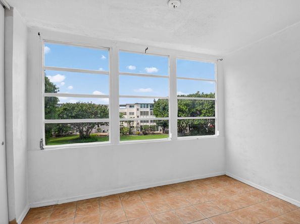 2615 NE 3rd Court 315, Boynton Beach FL 33435