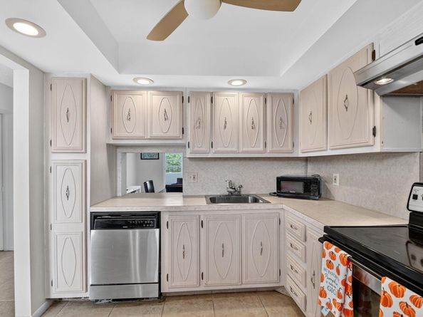 2615 NE 3rd Court 315, Boynton Beach FL 33435