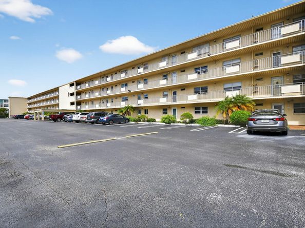 2615 NE 3rd Court 315, Boynton Beach FL 33435