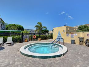 2615 NE 3rd Court 315, Boynton Beach FL 33435