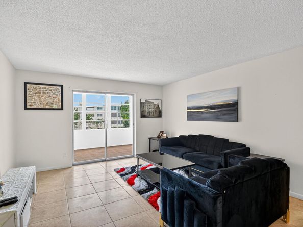 2615 NE 3rd Court 315, Boynton Beach FL 33435