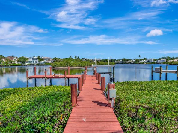 102 Victory Drive, Jupiter FL 33477