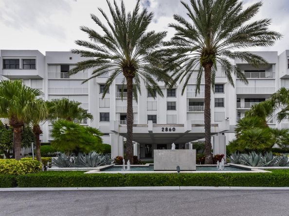 2860 S Ocean Boulevard 202, Palm Beach FL 33480