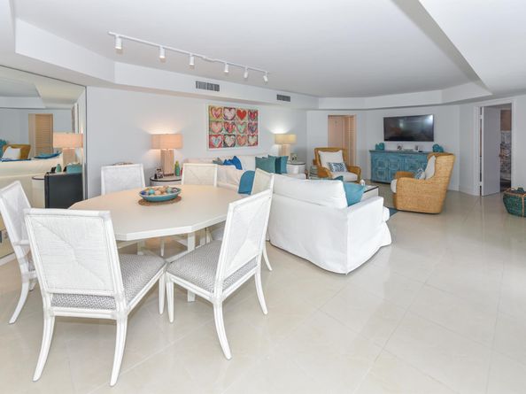 2860 S Ocean Boulevard 202, Palm Beach FL 33480