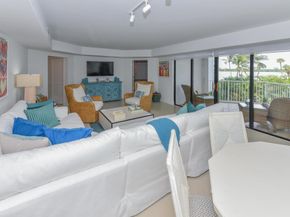 2860 S Ocean Boulevard 202, Palm Beach FL 33480