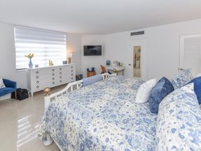 2860 S Ocean Boulevard 202, Palm Beach FL 33480