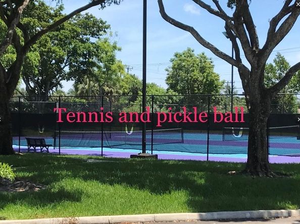 109 Lake Emerald Dr 204, Oakland Park FL 33309