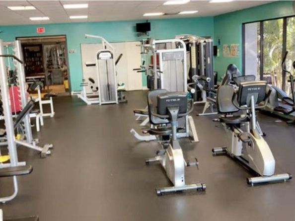 109 Lake Emerald Dr 204, Oakland Park FL 33309