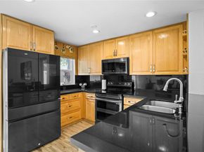 9837 NW 2nd Ct, Plantation FL 33324