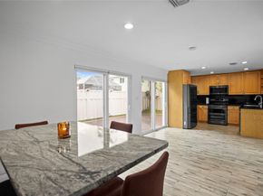 9837 NW 2nd Ct, Plantation FL 33324