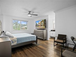 9837 NW 2nd Ct, Plantation FL 33324