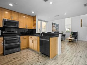 9837 NW 2nd Ct, Plantation FL 33324