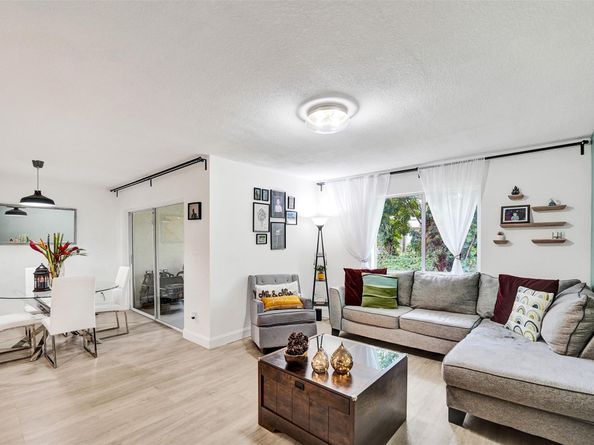 772 NW 91st Terrace 772, Plantation FL 33324