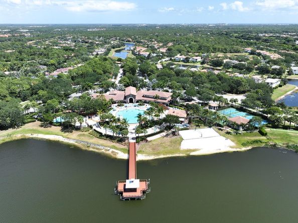 198 Evergrene Parkway, Palm Beach Gardens FL 33410