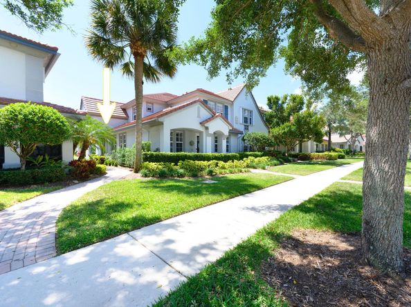 198 Evergrene Parkway, Palm Beach Gardens FL 33410