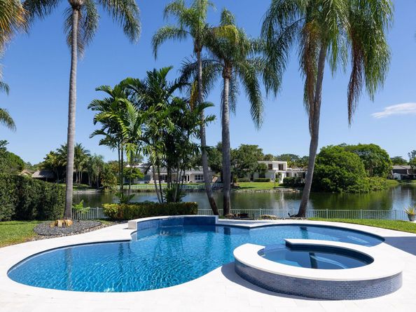 3161 N 36th St, Hollywood FL 33021