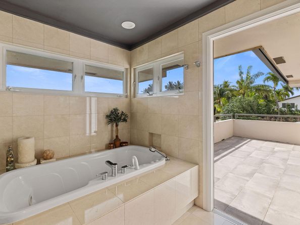 3150 N 35th St, Hollywood FL 33021