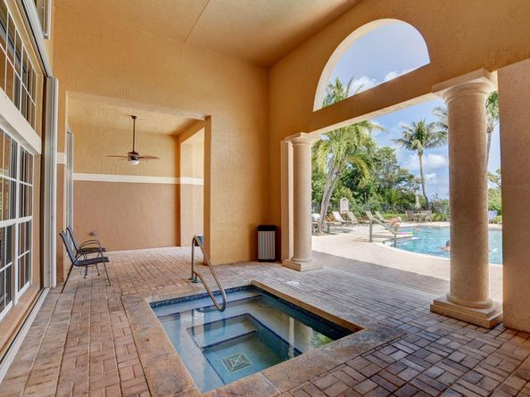 700 Scotia Drive 202, Hypoluxo FL 33462
