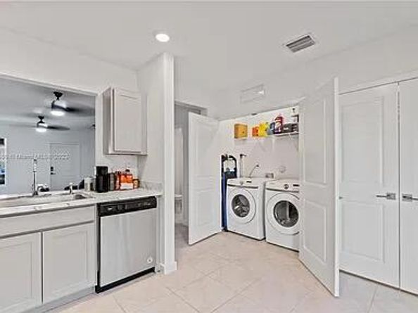 460 NE 4th Lane, Florida City FL 33034