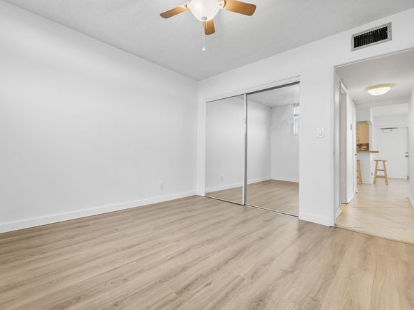2400 NE 10th Street 410, Pompano Beach FL 33062