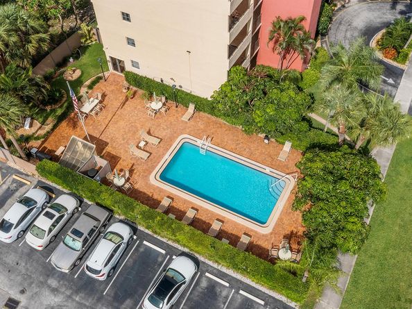 2400 NE 10th Street 410, Pompano Beach FL 33062