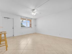 2400 NE 10th Street 410, Pompano Beach FL 33062