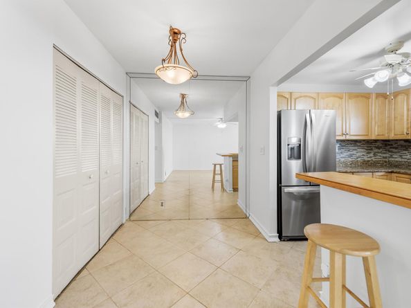 2400 NE 10th Street 410, Pompano Beach FL 33062