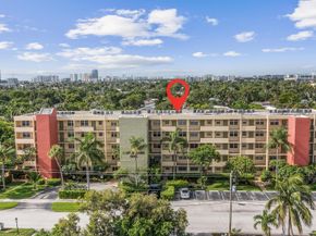 2400 NE 10th Street 410, Pompano Beach FL 33062