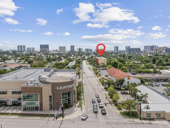 2400 NE 10th Street 410, Pompano Beach FL 33062